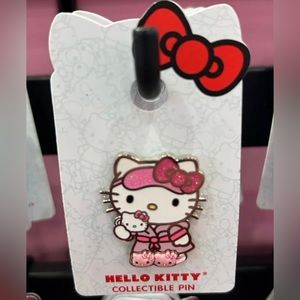 Universal Studios Sanrio Hello Kitty Pink Bedtime Pajama Collectible Pin…